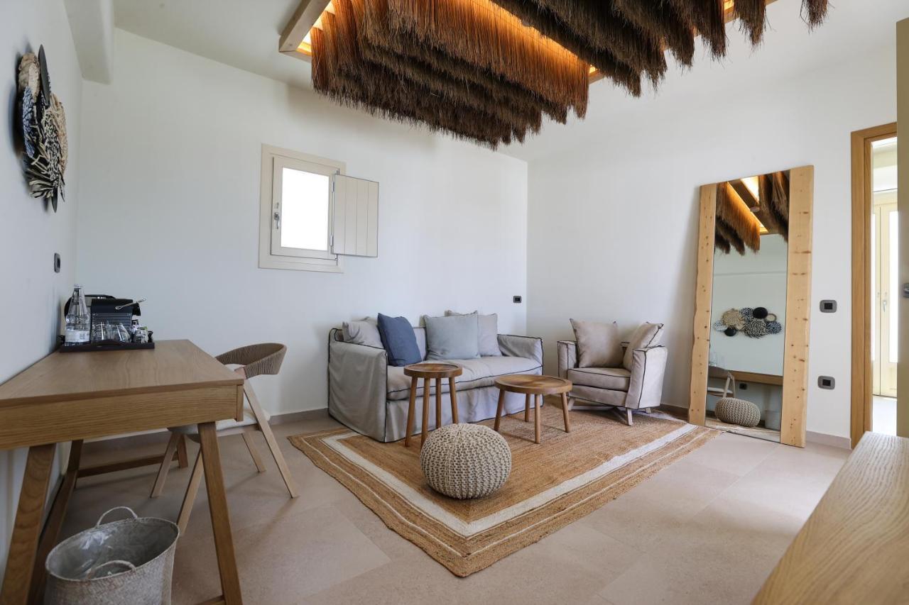 Life Suites Tourlos Buitenkant foto
