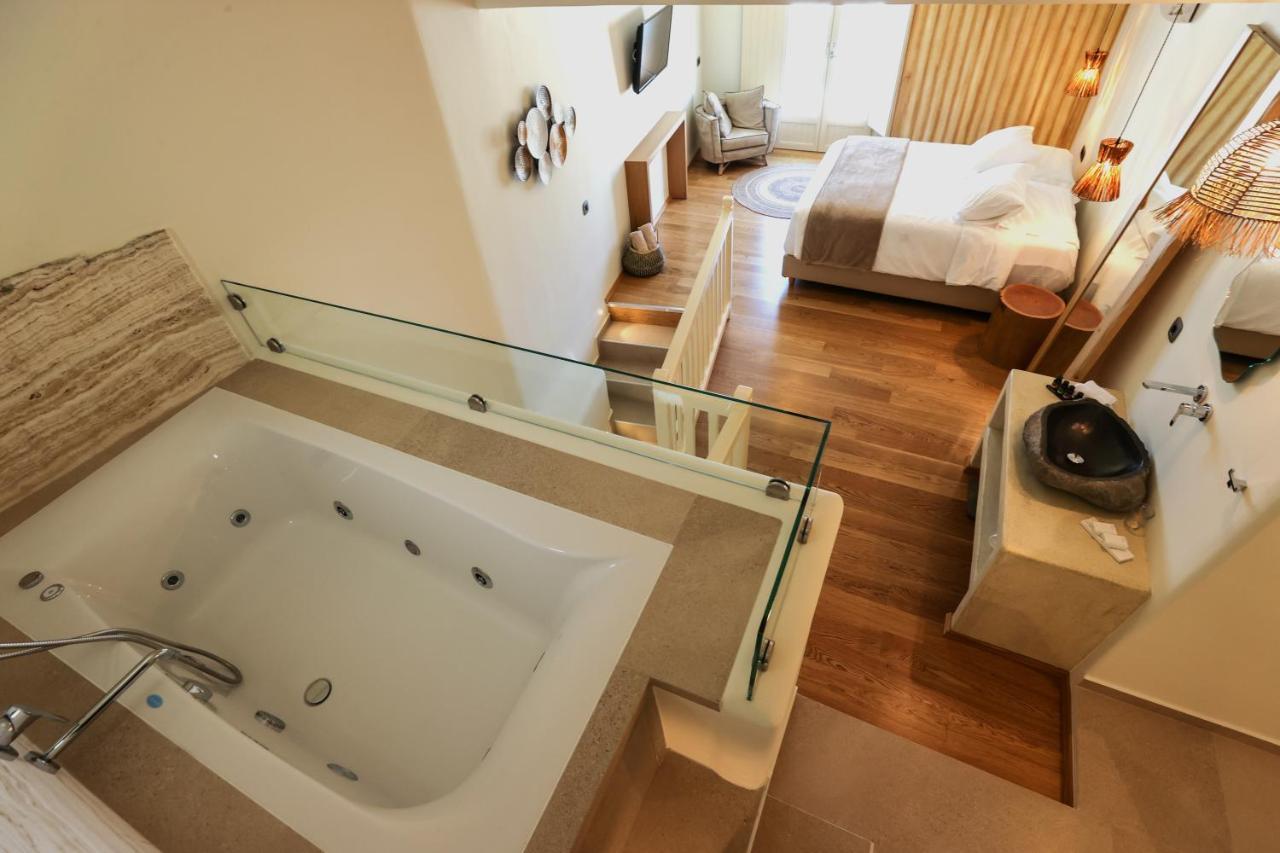 Life Suites Tourlos Buitenkant foto